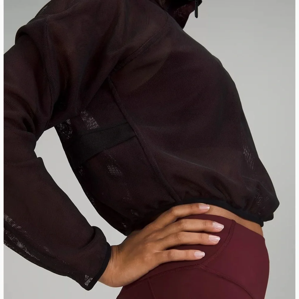 Lululemon | Reversible Mesh Jacket - Picture 4 of 7